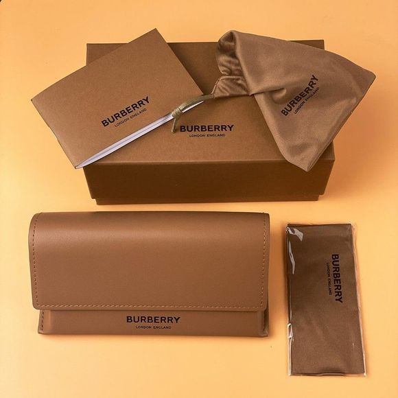 Burberry BE4364 KITTY 404287 BRAND NEW Sunglasses Beige Grey Gradient Unisex - Picture 11 of 11